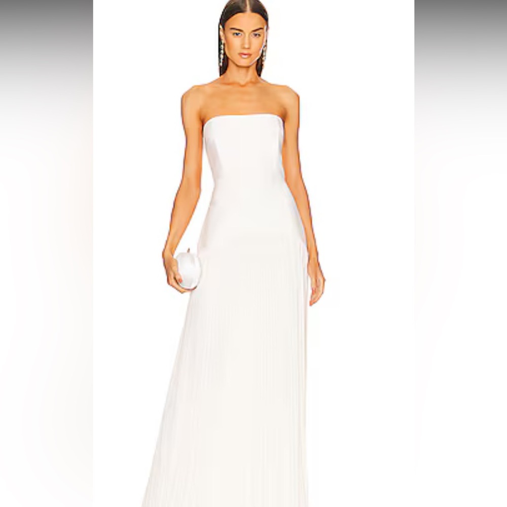 ISO Alexis Sunniva Dress in White XXS or XS